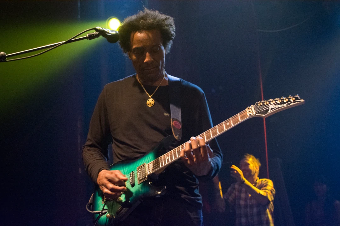 Petar-ho en un concert al estil The Wailers